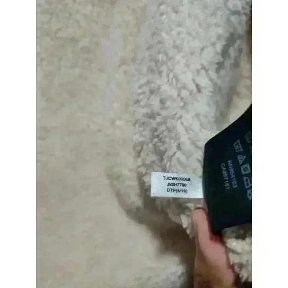 Tommy Hilfiger Faux Fur Vest Pink and Gold Fuzzy Vest Size Small New with Tags - Picture 10 of 15